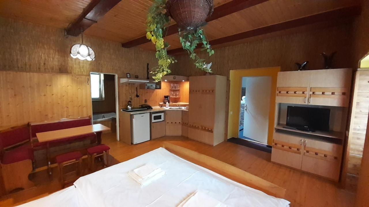 RESORT CHŘIBSKÁ Apartmány Adri Exteriér fotografie